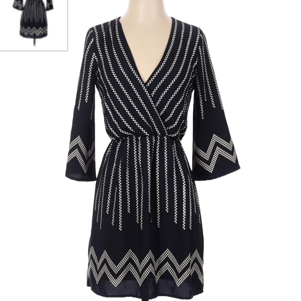 Black geo lulu's dress